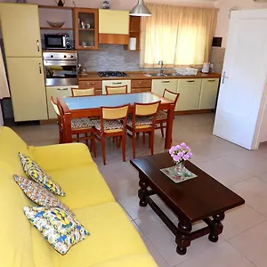 casa-guardavaglia.taorminaitalyhotels.com/